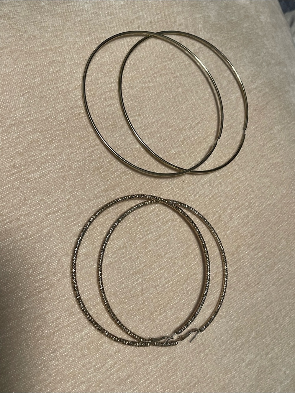 2 Sets Of Large Gold Hoop Earrings  ⭕️